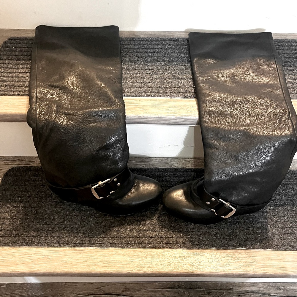 Wedge Vera Wang Boots